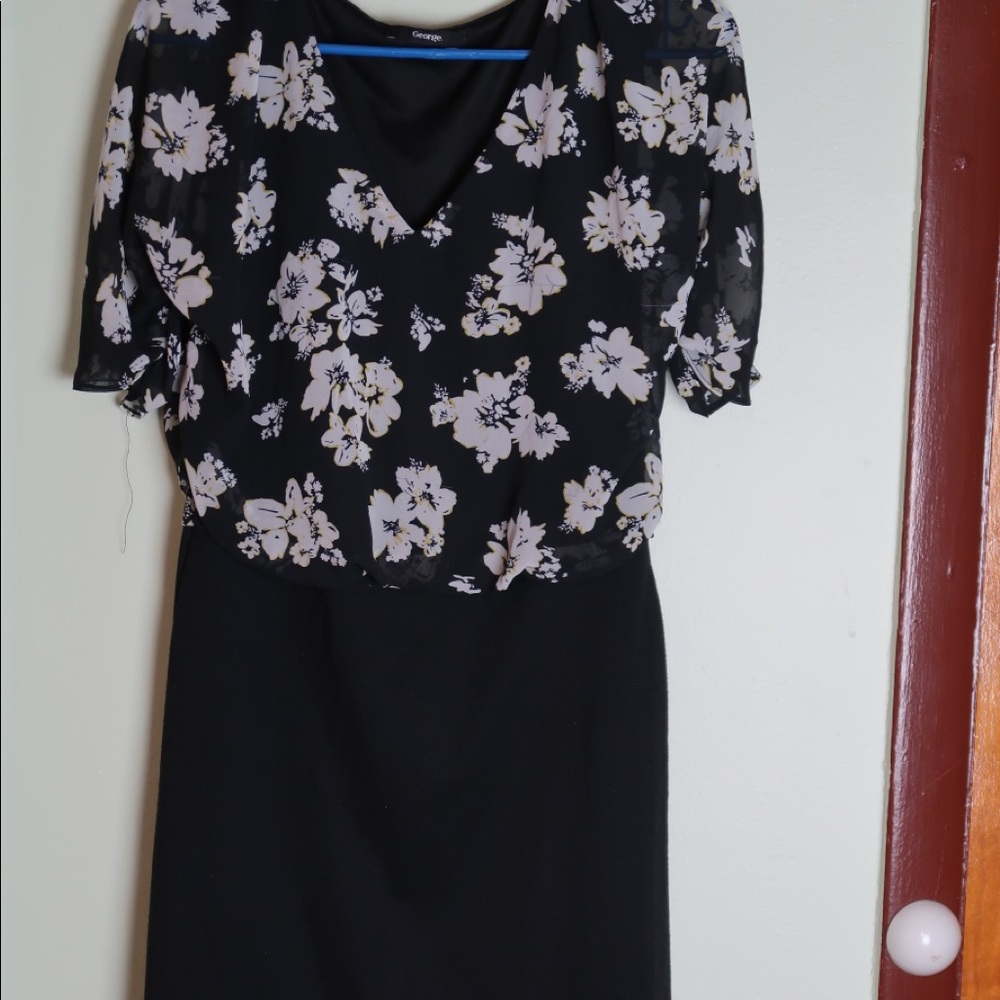 George Black & White floral sleeveless